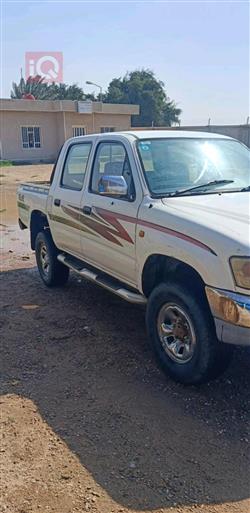 تويوتا هايلوكس